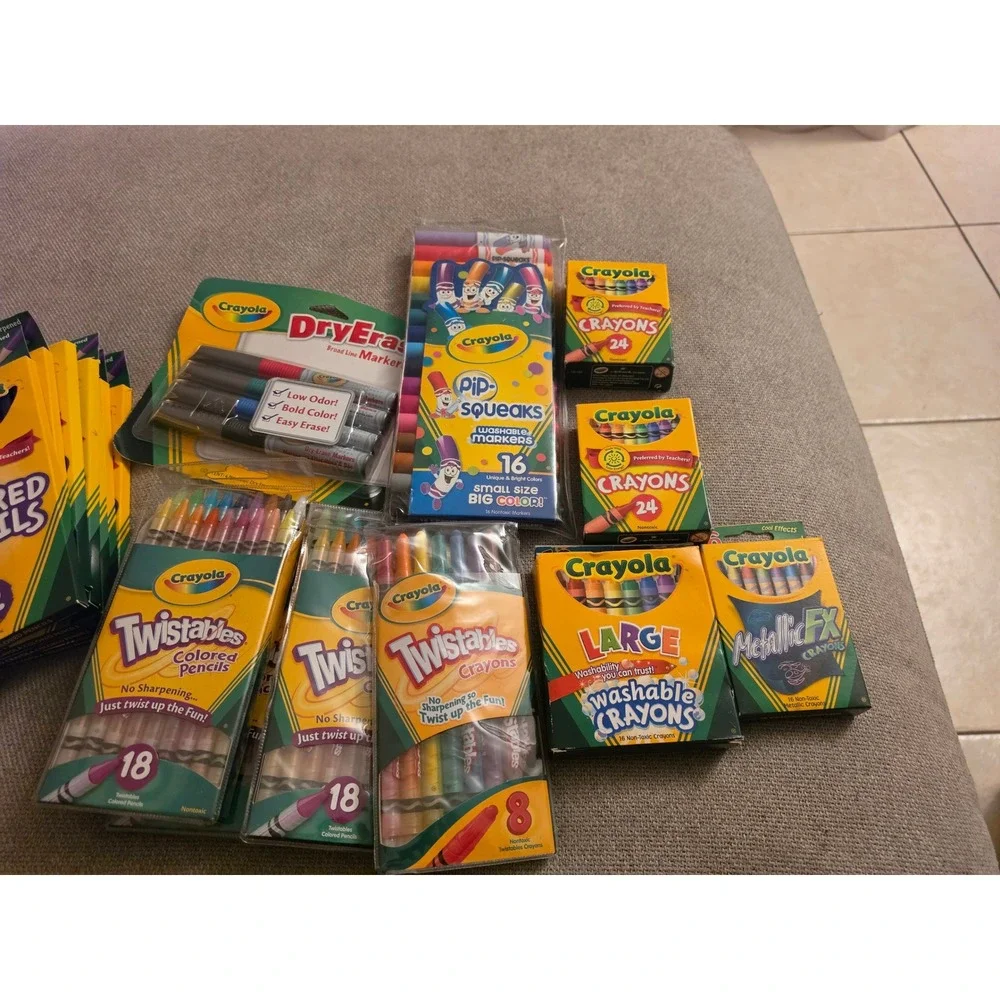Crayola Muliple Art Supply Lot All Brand New. $129.00‎ Value